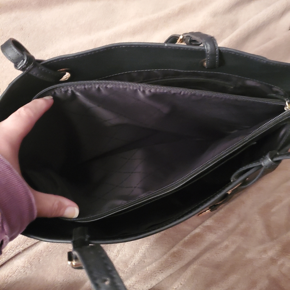 Michael Kors Tote Black - Picture 5 of 6
